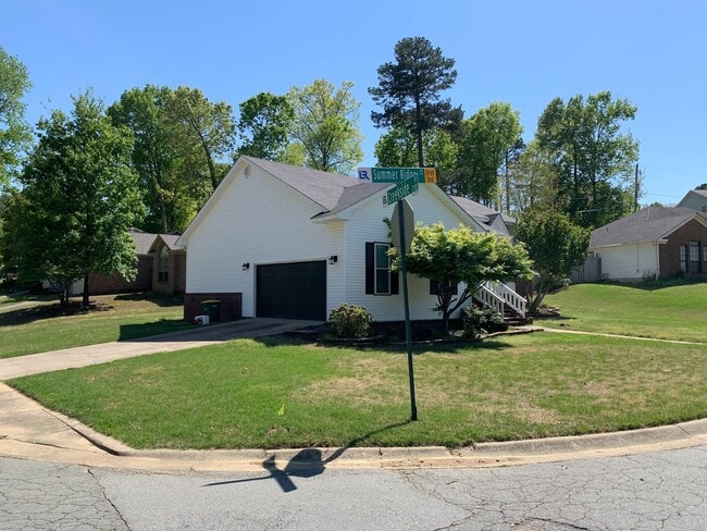 1 Summer Ridge Ct in Little Rock, AR - Building Photo - Building Photo