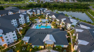 Marlowe Gateway in St. Petersburg, FL - Building Photo - Building Photo