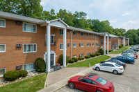 Valley Glen Apartments in Miamisburg, OH - Building Photo - Building Photo