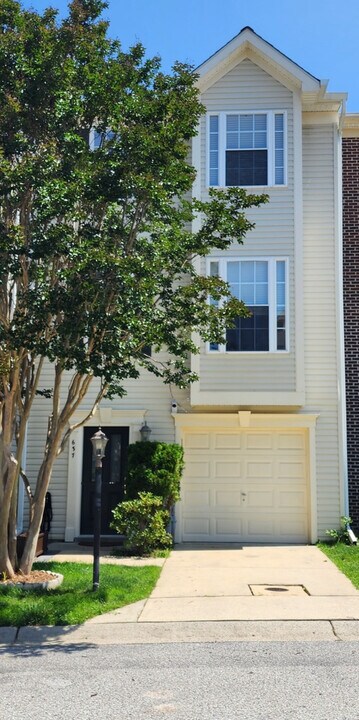 637 Baystone Ct in Annapolis, MD - Building Photo