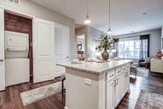 Kendall Park in Columbus, OH - Building Photo - Building Photo