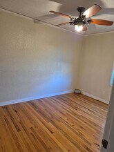 2105 SE Caruthers St in Portland, OR - Building Photo - Building Photo