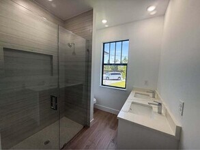 2438 Cecelia St in West Palm Beach, FL - Building Photo - Building Photo