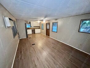 820 Paradise Blvd in Tarpon Springs, FL - Building Photo - Building Photo