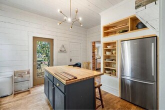 540 S Lincoln St in Sierraville, CA - Foto de edificio - Building Photo