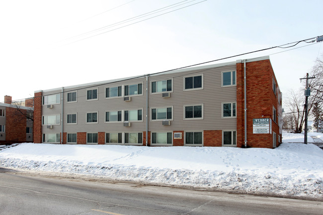 Webber Apartments in Minneapolis, MN - Foto de edificio - Building Photo