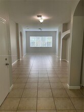 16637 SW 52nd St in Miami, FL - Building Photo - Building Photo