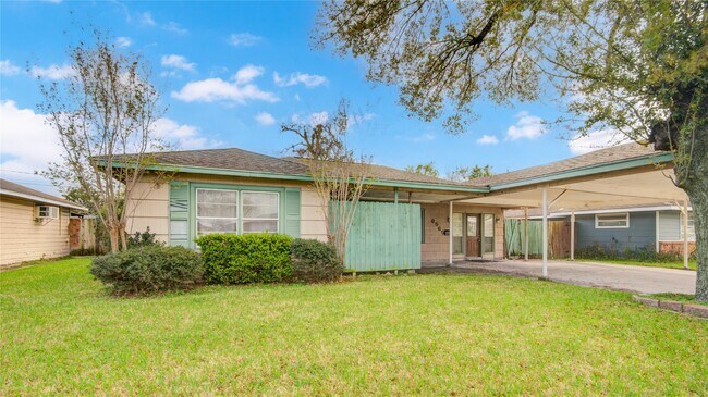 8565 Ridgepoint Dr