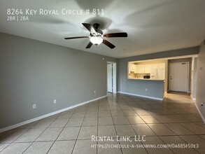 8264 Key Royal Cir in Naples, FL - Building Photo - Building Photo