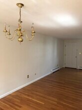 83 Emerson Gardens Rd in Lexington, MA - Building Photo - Building Photo