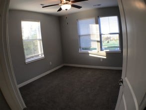 1655 McCleary Ln in Iowa City, IA - Building Photo - Building Photo