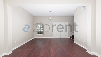 16703 Cedar Crest Dr in Orlando, FL - Building Photo - Building Photo