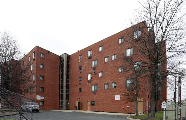 Opportunities Tower III in Philadelphia, PA - Building Photo - Building Photo