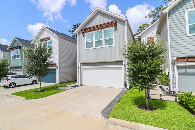 5213 Pinemont Creek Ln