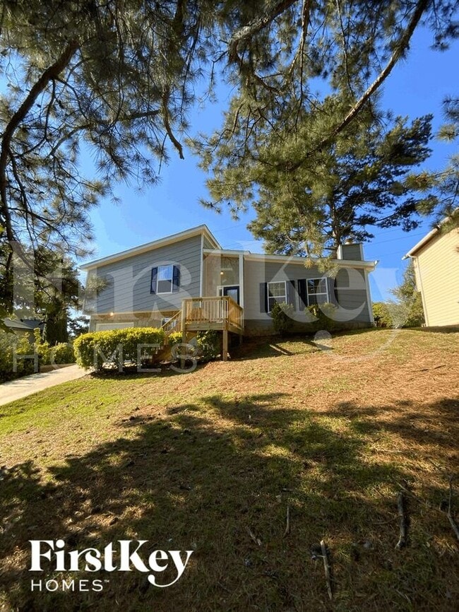 3782 N Camp Creek Pkwy SW