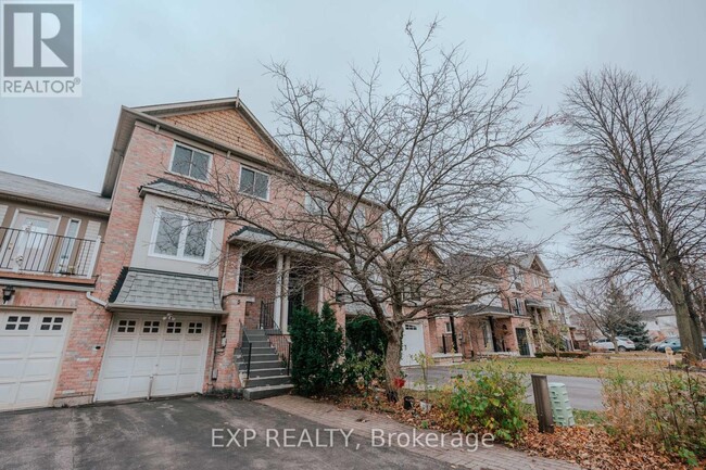 5 Schouten Crescent in Markham, ON - Building Photo - Building Photo