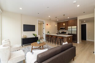 3045 W Irving Park Rd in Chicago, IL - Building Photo