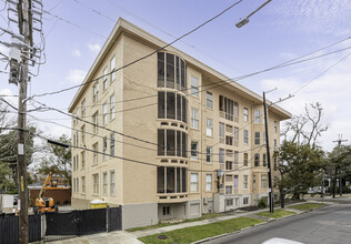 Casa Grande in New Orleans, LA - Foto de edificio - Building Photo