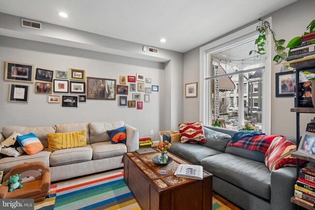 1373 Quincy St NW in Washington, DC - Building Photo - Building Photo