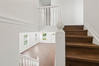 136 Poe Ave in Lithopolis, OH - Building Photo - Building Photo