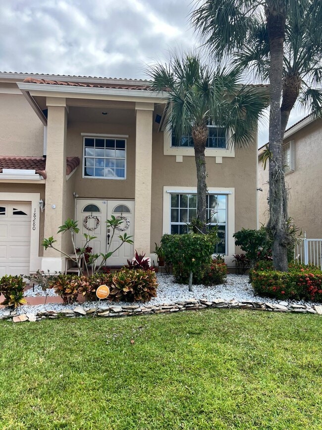 18280 Coral Isles Dr in Boca Raton, FL - Building Photo - Building Photo