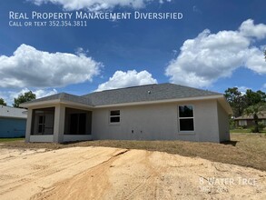 8 Water Trce in Ocala, FL - Foto de edificio - Building Photo