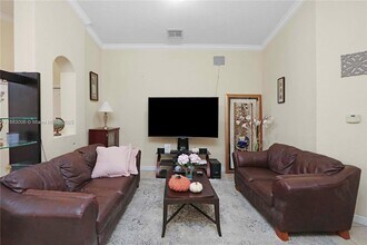 15382 SW 16th Terrace in Miami, FL - Building Photo - Building Photo