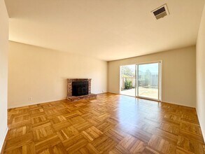 1088 Manzanita Dr in Pacifica, CA - Building Photo - Building Photo