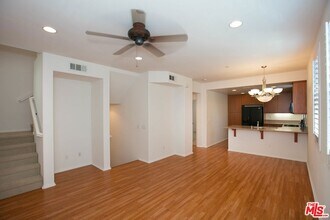 720 S San Fernando Blvd in Burbank, CA - Building Photo - Building Photo