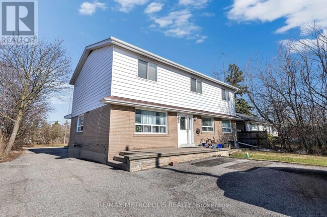 property at 41 Tormore Dr
