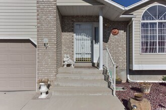 7266 Wimbledon Ct in West Jordan, UT - Building Photo - Building Photo