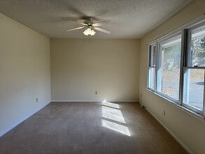 973 Jim Caudill Rd in Wilkesboro, NC - Building Photo - Building Photo