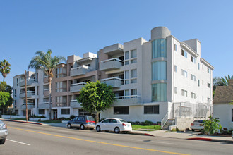 10720 Palms Apartments in Los Angeles, CA - Building Photo - Building Photo