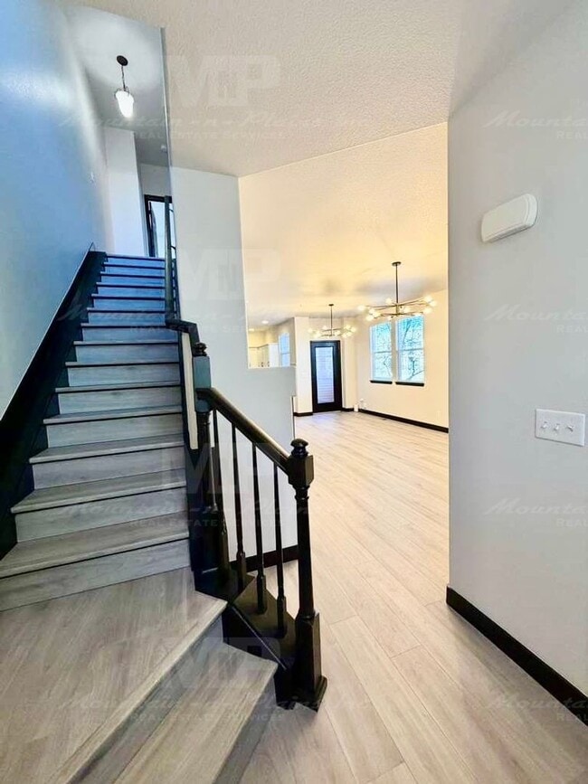 3809 Rock Creek Dr in Fort Collins, CO - Building Photo - Building Photo