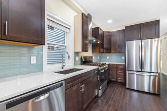 77 Winchester St in Medford, MA - Building Photo - Building Photo