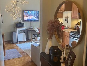 112 Queensberry St, Unit 44 in Boston, MA - Building Photo - Building Photo