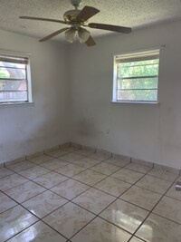 519 Phillips St photo'