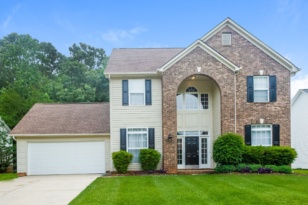 2322 Tory Oak Pl in Matthews, NC - Building Photo