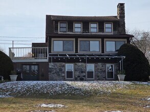 23 Cedar Dr in Danbury, CT - Building Photo - Building Photo