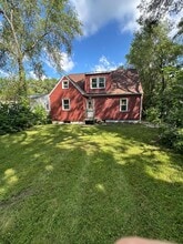 422 Ricker St in Waterloo, IA - Building Photo - Building Photo