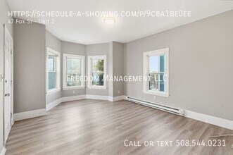 47 Fox St in Worcester, MA - Foto de edificio - Building Photo