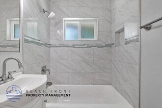 4117 W 129th St. in Hawthorne, CA - Foto de edificio - Building Photo