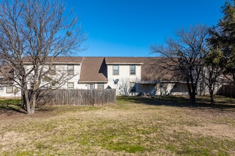 11 Addi Ln in Waco, TX - Building Photo - Building Photo