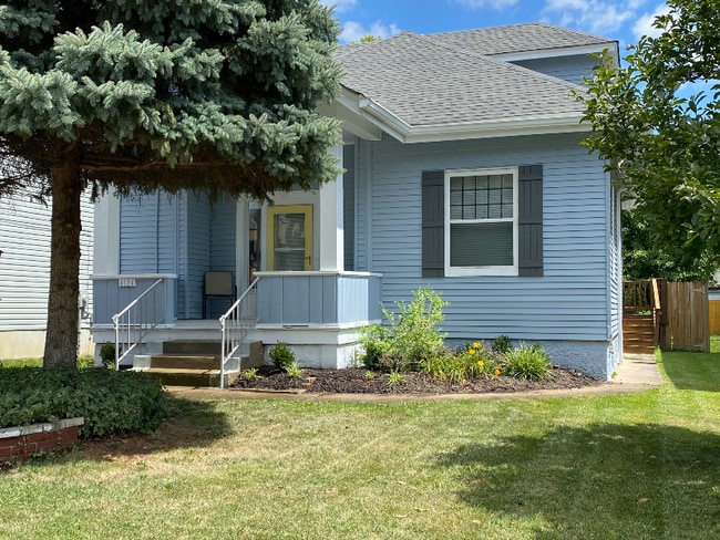 property at 4124 Millsbrae Ave