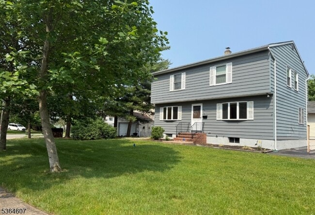 726 Midwood Rd in Ridgewood, NJ - Building Photo - Building Photo