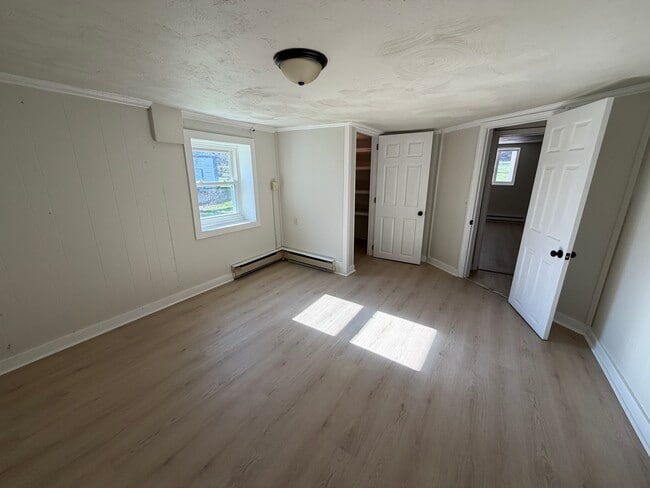 2570 Sanger Ln, Unit D in York Haven, PA - Foto de edificio - Building Photo