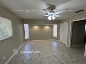 521 SW 23rd Terrace in Cape Coral, FL - Foto de edificio - Building Photo