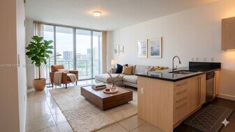 79 SW 12th St, Unit 1102-S in Miami, FL - Building Photo