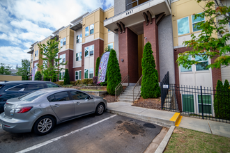 Granite Crossing in Lithonia, GA - Foto de edificio - Building Photo