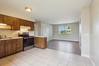 2445 S Isabella Rd in Mt. Pleasant, MI - Building Photo - Building Photo